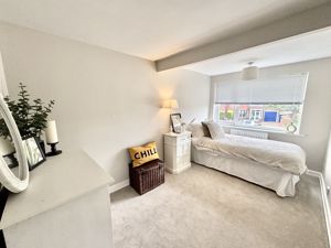 Photo 16- click for photo gallery